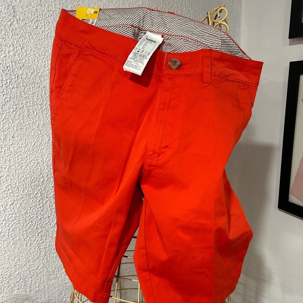 Men’s NWT Red Decathlon Shorts
